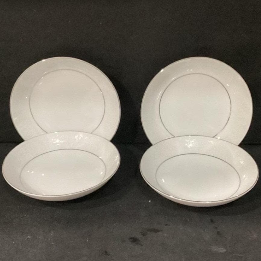 Crown Victoria "Lovelace" Berry Bowls, Set of 4, Platinum Rim, Vintage Japan - Thumbnail 8