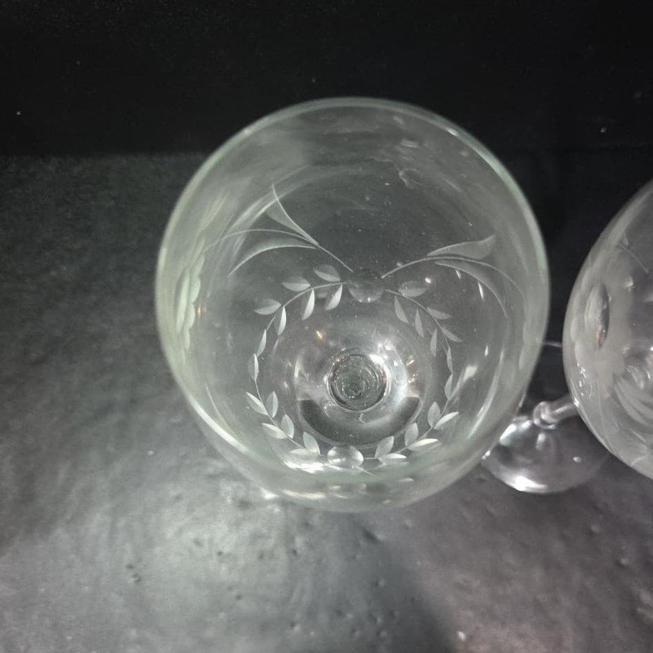 Lenox Style Sunflower Etched Crystal Goblets, Set of 2, Vintage Twisted Stem - Thumbnail 7