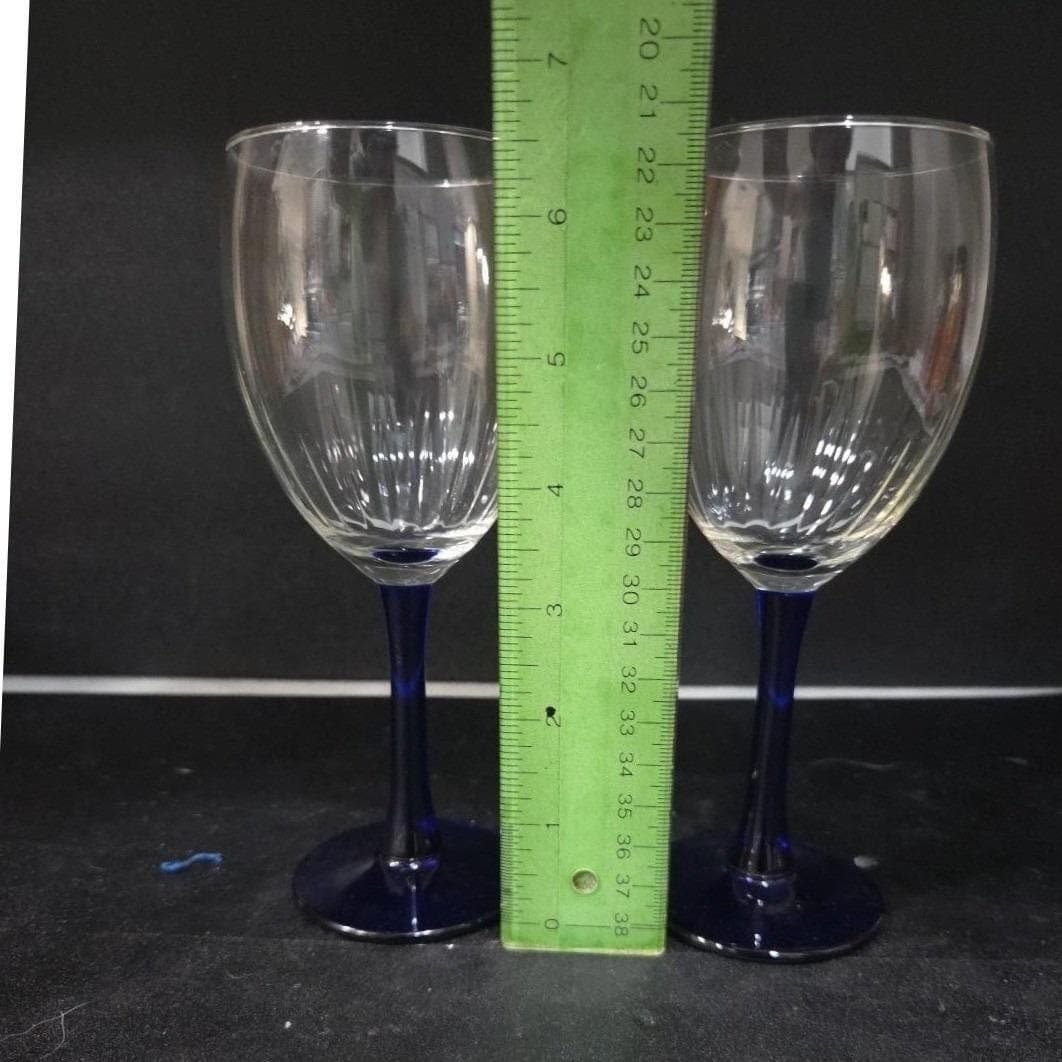 Luminarc Neptune Cobalt Wine Glasses, Set of 2, Vintage Replacement Stemware - Thumbnail 2