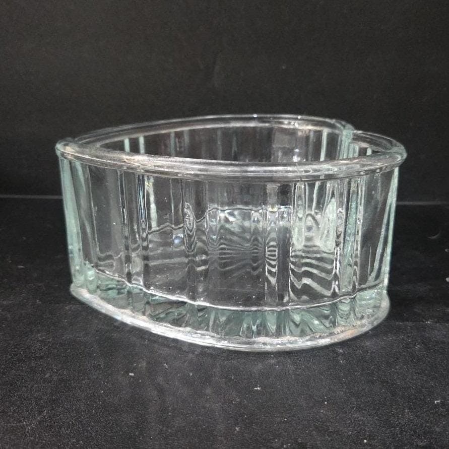 Libbey Style Ribbed Heart Glass Bowl, Starburst Pattern, Heavy Clear Glassware - Thumbnail 11