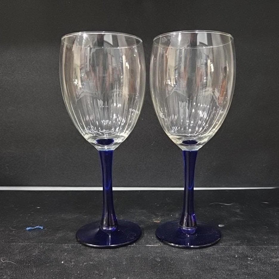 Luminarc Neptune Cobalt Wine Glasses, Set of 2, Vintage Replacement Stemware - Thumbnail 10