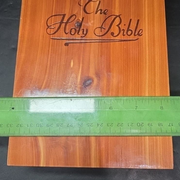 Vintage Memorial Edition Holy Bible Protestant KJV White Wood Display Case 1992 - Thumbnail 12