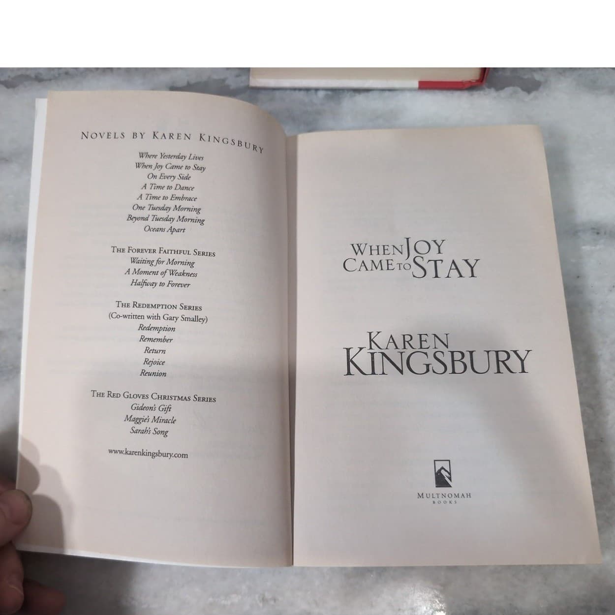 Karen Kingsbury Book Lot When Joy Came To Stay Even Now Red Gloves Collection - Thumbnail 8