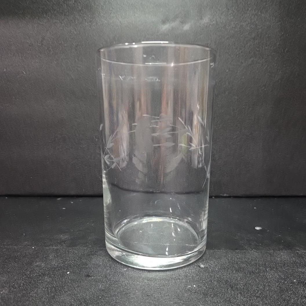 Princess House Heritage Vase, Etched Floral Clear Glass, Vintage Flower Vessel - Thumbnail 2
