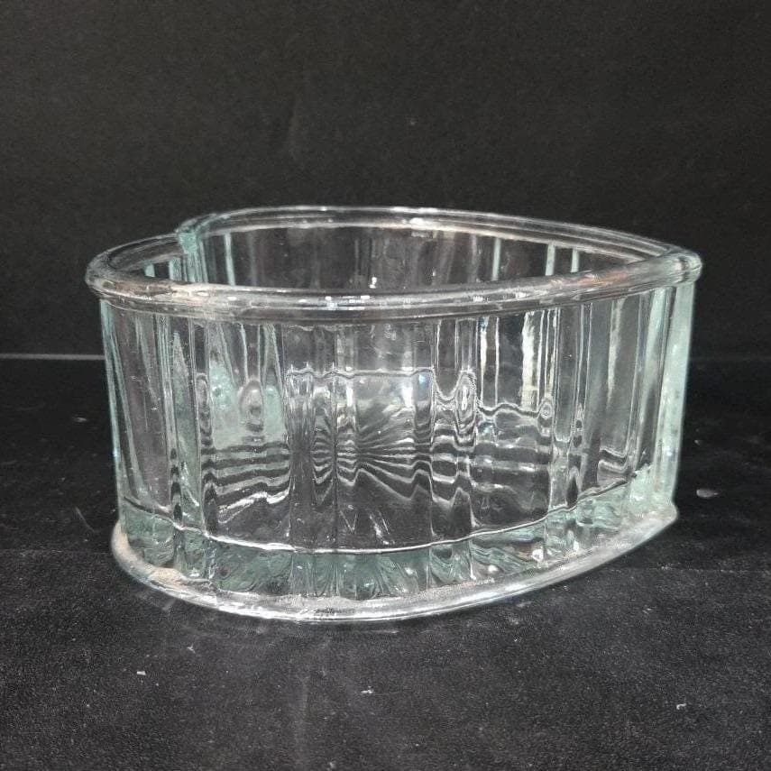 Libbey Style Ribbed Heart Glass Bowl, Starburst Pattern, Heavy Clear Glassware - Thumbnail 9