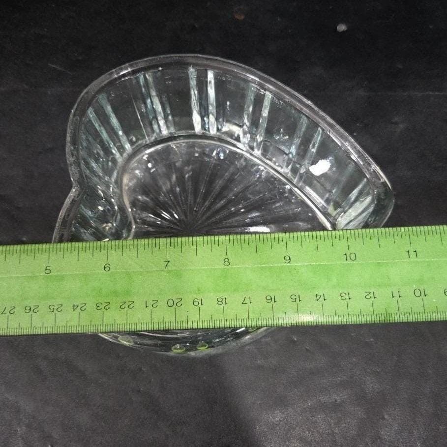 Libbey Style Ribbed Heart Glass Bowl, Starburst Pattern, Heavy Clear Glassware - Thumbnail 3