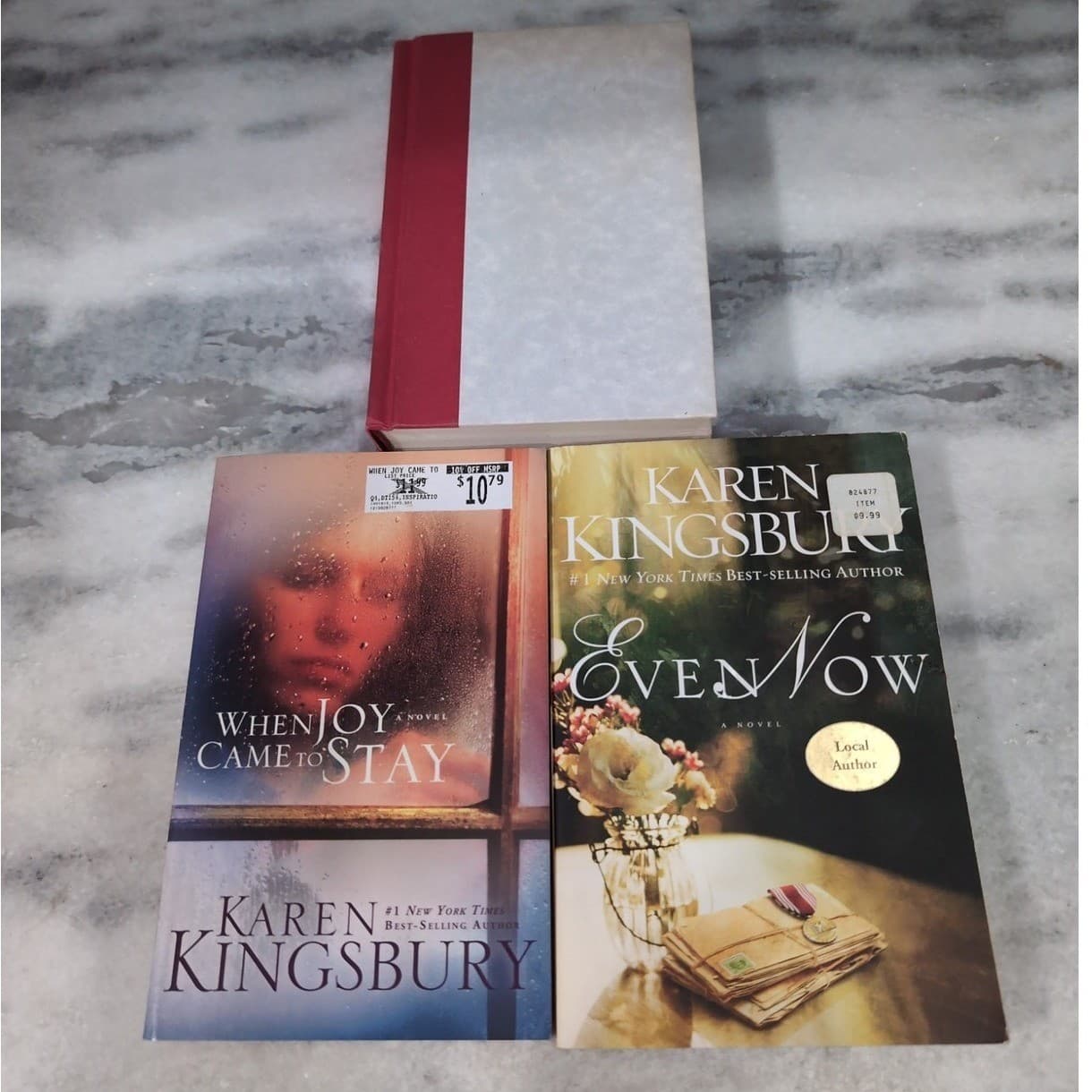 Karen Kingsbury Book Lot When Joy Came To Stay Even Now Red Gloves Collection - Thumbnail 3