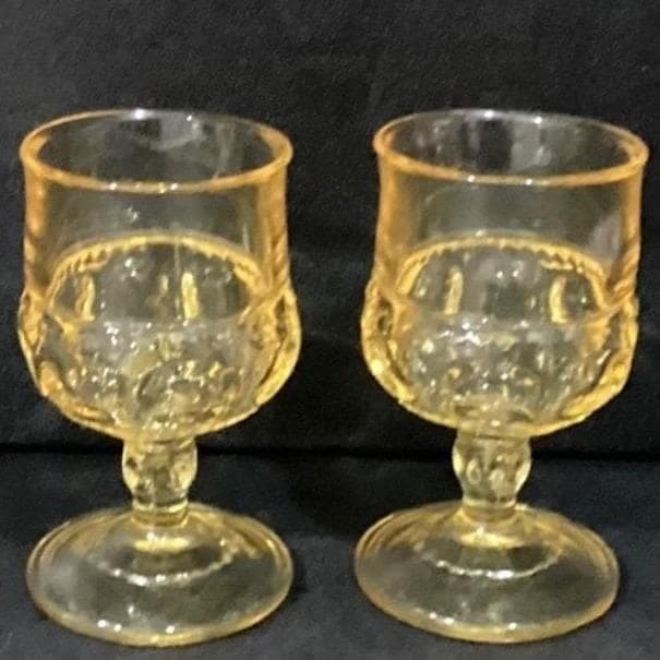 Indiana Glass Kings Crown Thumbprint Goblets, Set of 2, Vintage Yellow Stemware - Thumbnail 11
