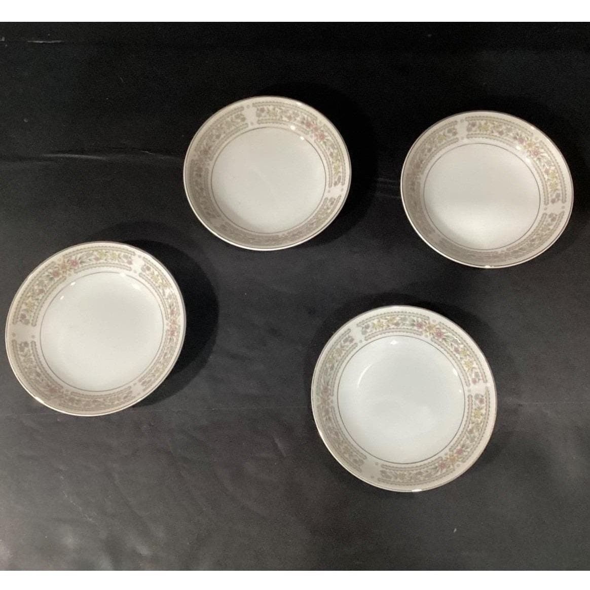 Crescent China "Chelsea" Berry Bowls, Set of 4, Vintage Porcelain Dinnerware - Thumbnail 8