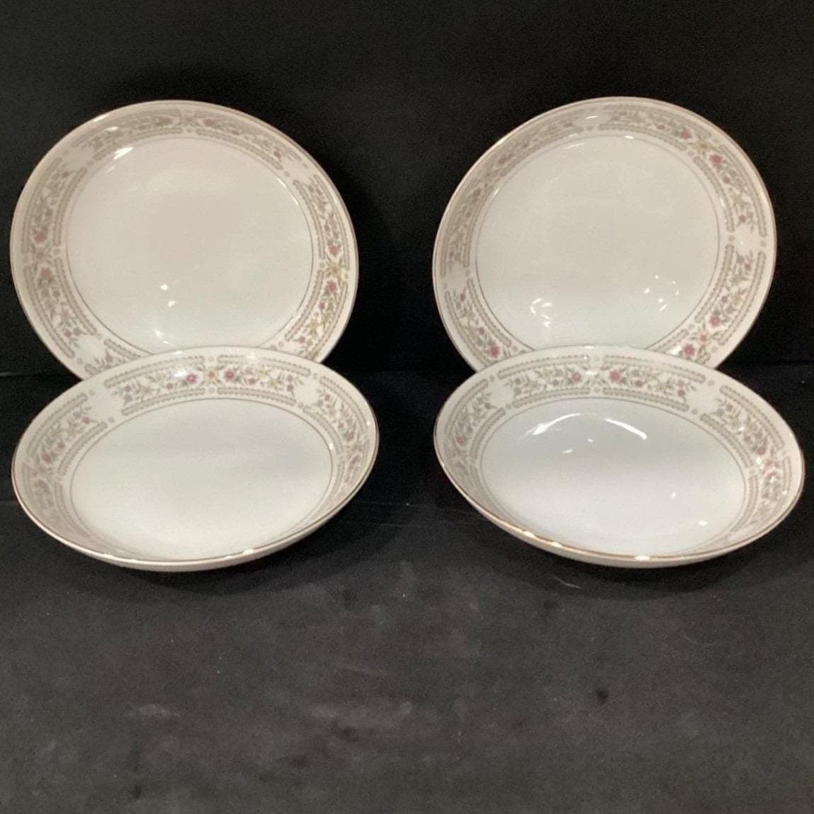 Crescent China "Chelsea" Salad Bowls, Set of 4, Vintage Porcelain Dinnerware - Thumbnail 9