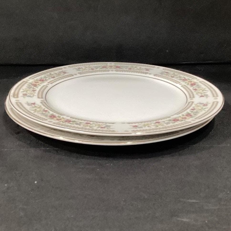 Crescent China "Chelsea" Dinner Plates, Set of 2, Vintage Porcelain Dinnerware - Thumbnail 8