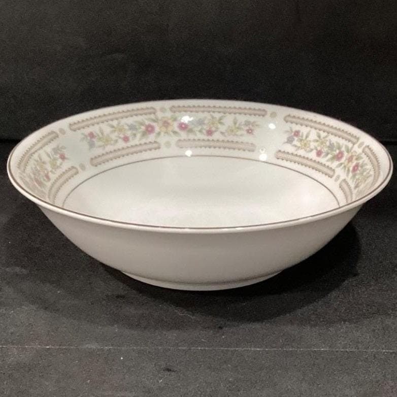 Crescent China "Chelsea" Rimmed Salad Bowl, Vintage Japan Porcelain Serveware - Thumbnail 8