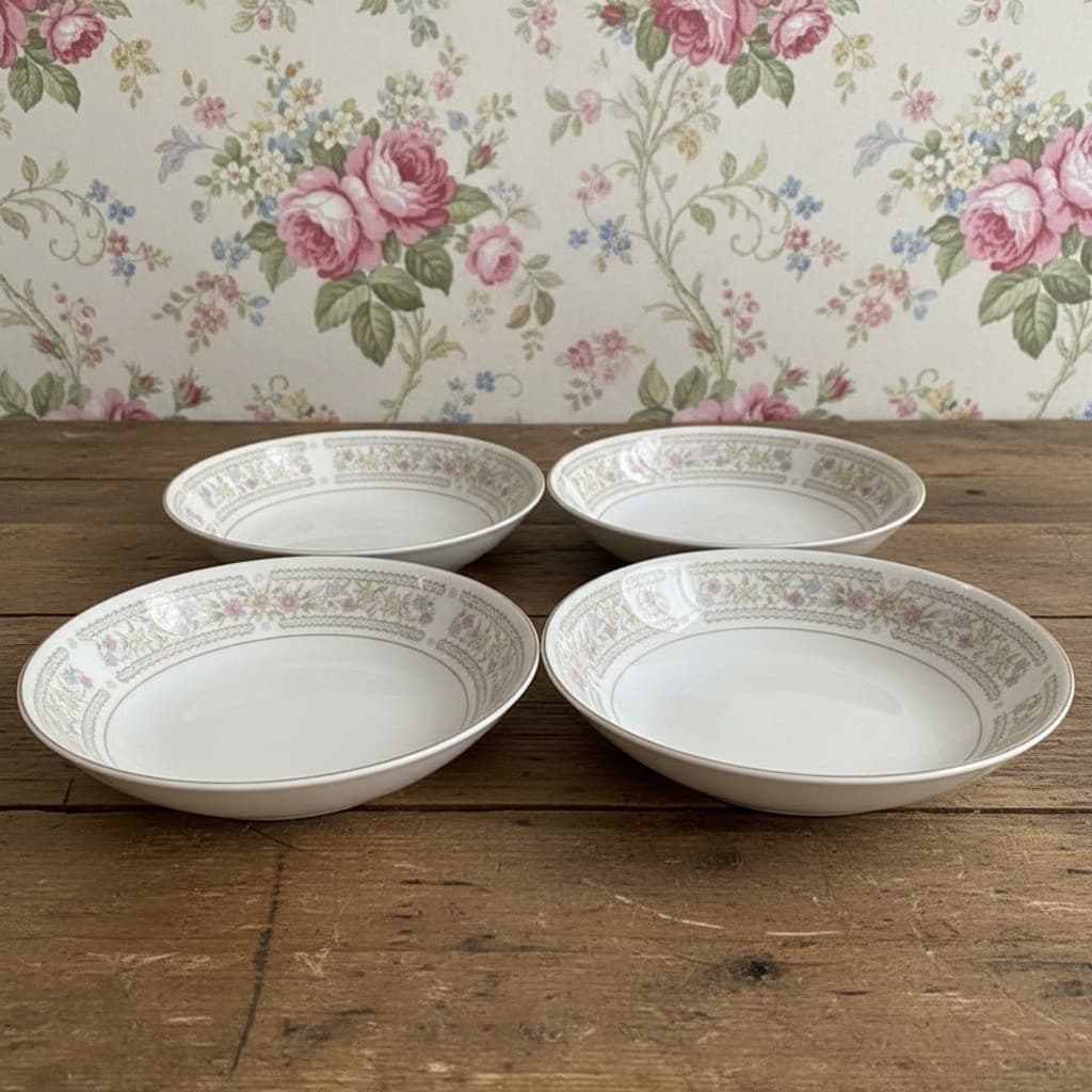 Crescent China "Chelsea" Berry Bowls, Set of 4, Vintage Porcelain Dinnerware