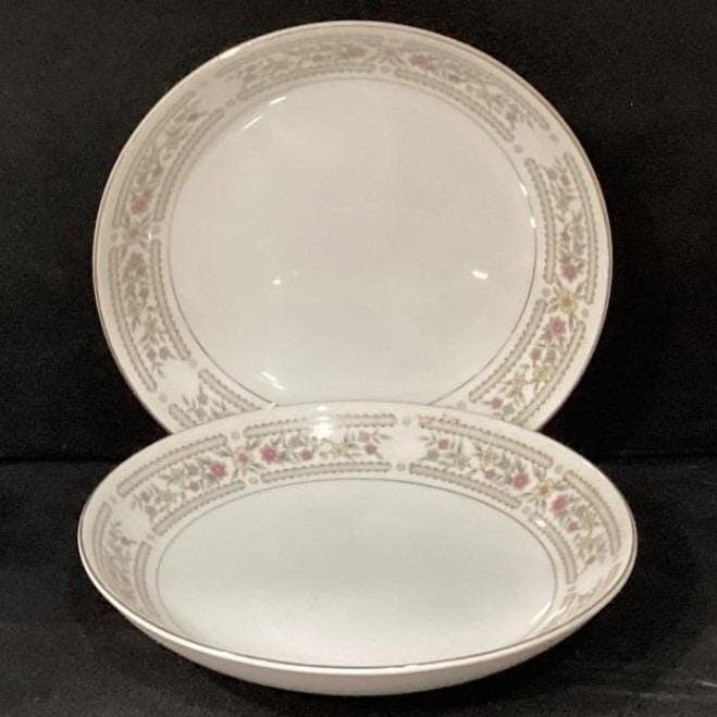 Crescent China "Chelsea" Salad Bowls, Set of 2, Vintage Porcelain Dinnerware - Thumbnail 9