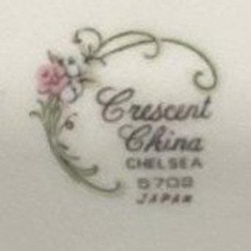 Crescent China "Chelsea" Dinner Plates, Set of 4, Vintage Porcelain Dinnerware - Thumbnail 3