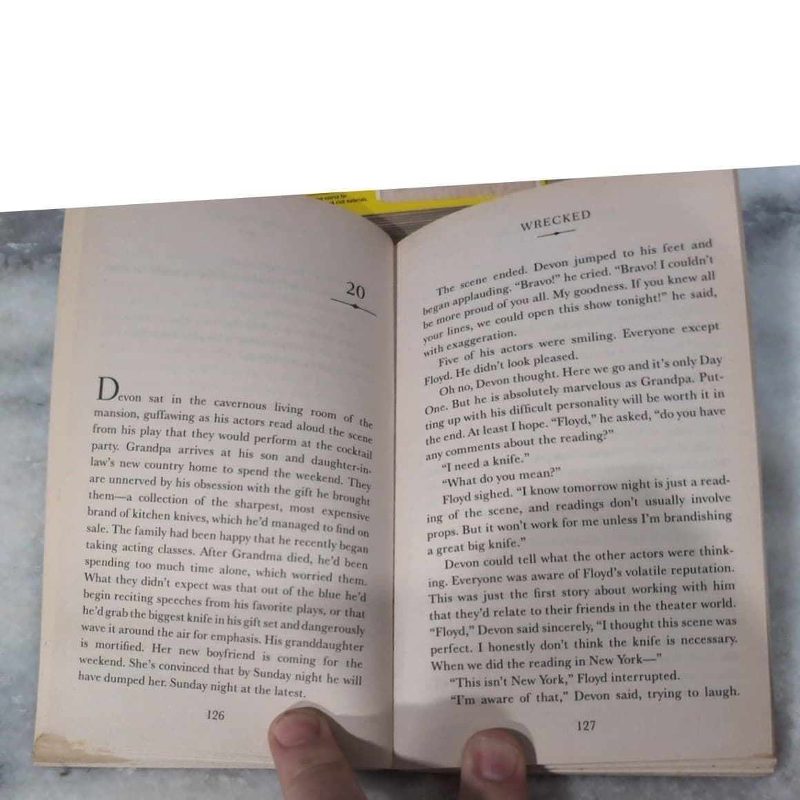 Carol Higgins Clark Regan Reilly Mystery Books, Cursed Zapped & Wrecked PB - Thumbnail 8