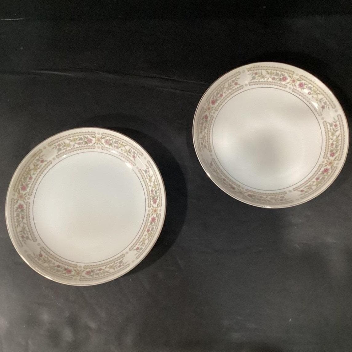 Crescent China "Chelsea" Salad Bowls, Set of 2, Vintage Porcelain Dinnerware - Thumbnail 6