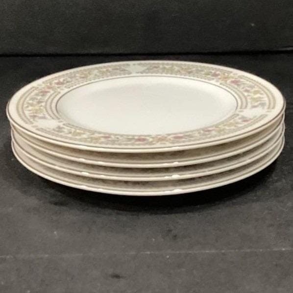 Crescent China "Chelsea" Bread Plates, Set of 4, Vintage Porcelain Dinnerware - Thumbnail 7
