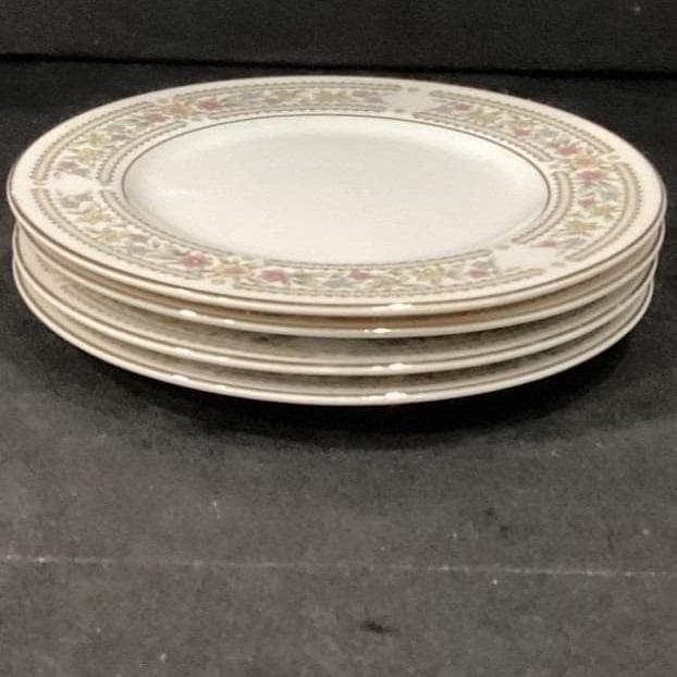 Crescent China "Chelsea" Bread Plates, Set of 4, Vintage Porcelain Dinnerware - Thumbnail 8