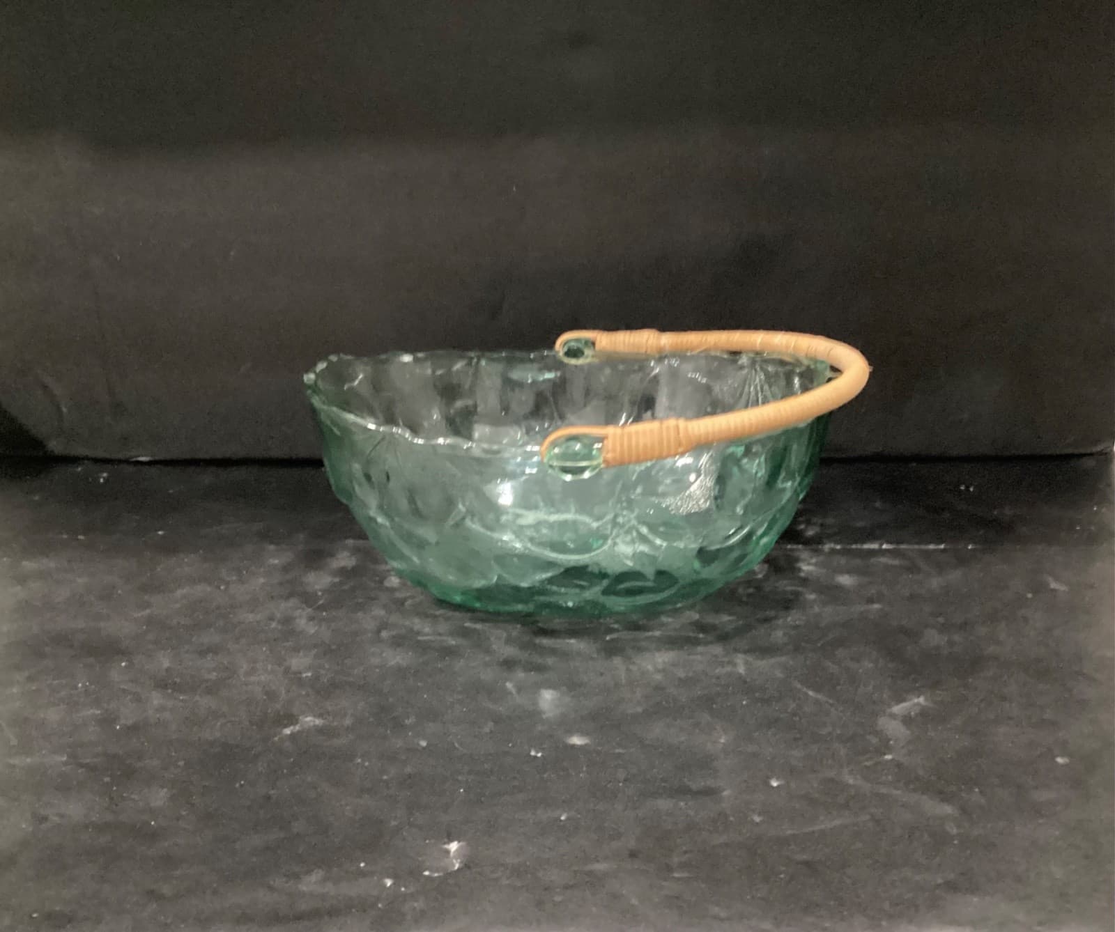 Vintage Libbey Green Glass Orchard Fruit Basket With Wicker Handle ~ 10" - Thumbnail 7