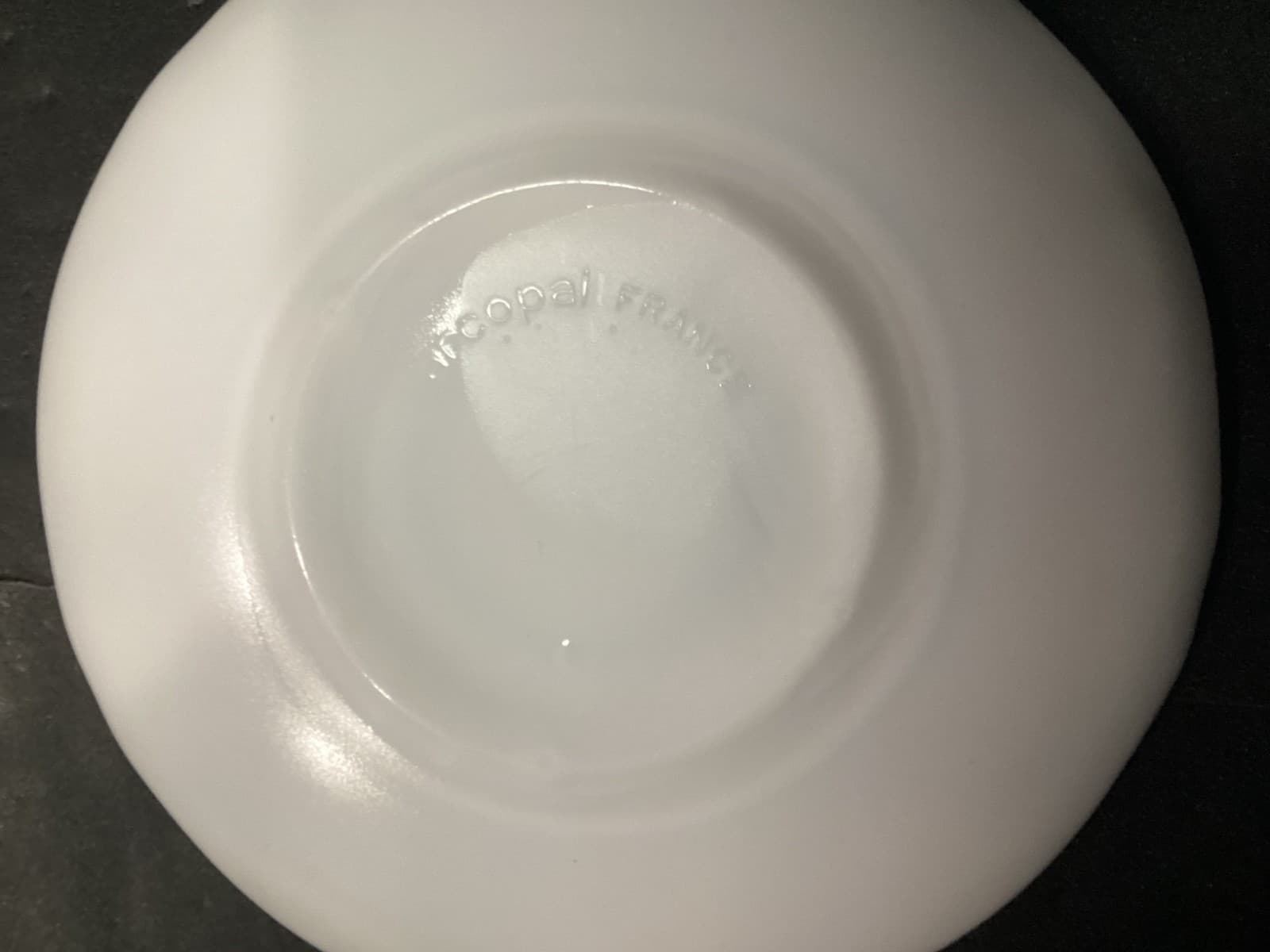 Arcopal France TRIANON IVORY Scalloped Swirls Milk Glass 5 3/8" Set of 4 Saucer - Thumbnail 4