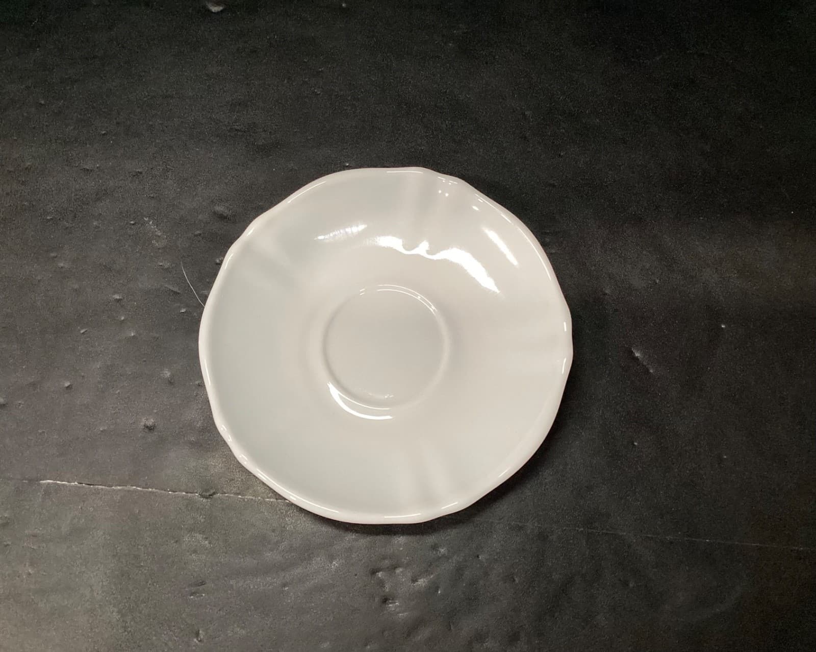 Arcopal France TRIANON IVORY Saucer Scalloped Swirls Milk Glass 5 3/8" Set of 2 - Thumbnail 2