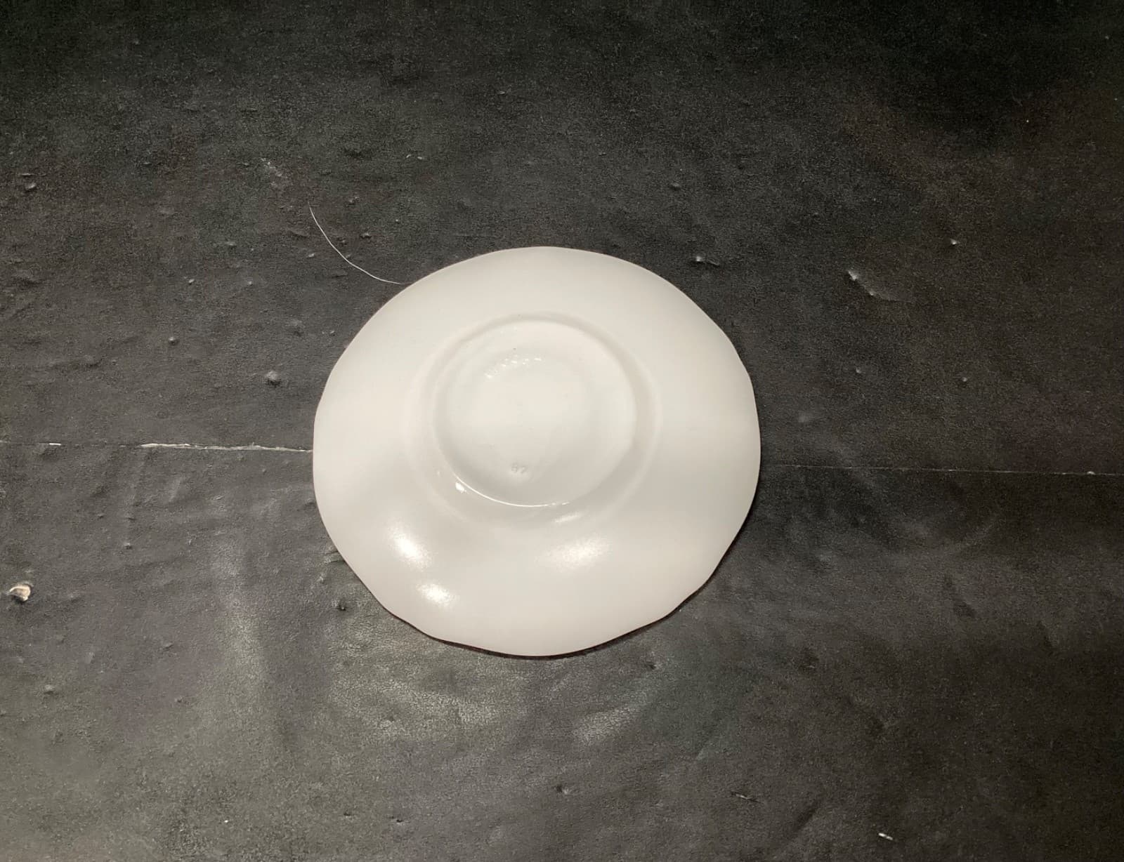 Arcopal France TRIANON IVORY Saucer Scalloped Swirls Milk Glass 5 3/8" Set of 2 - Thumbnail 3