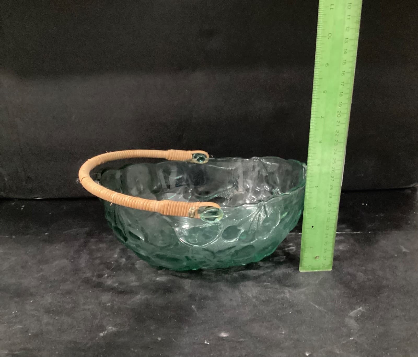 Vintage Libbey Green Glass Orchard Fruit Basket With Wicker Handle ~ 10" - Thumbnail 3