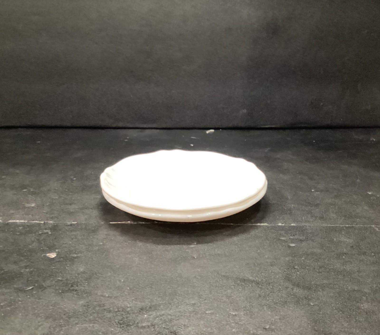 Arcopal France TRIANON IVORY Saucer Scalloped Swirls Milk Glass 5 3/8" Set of 2 - Thumbnail 7