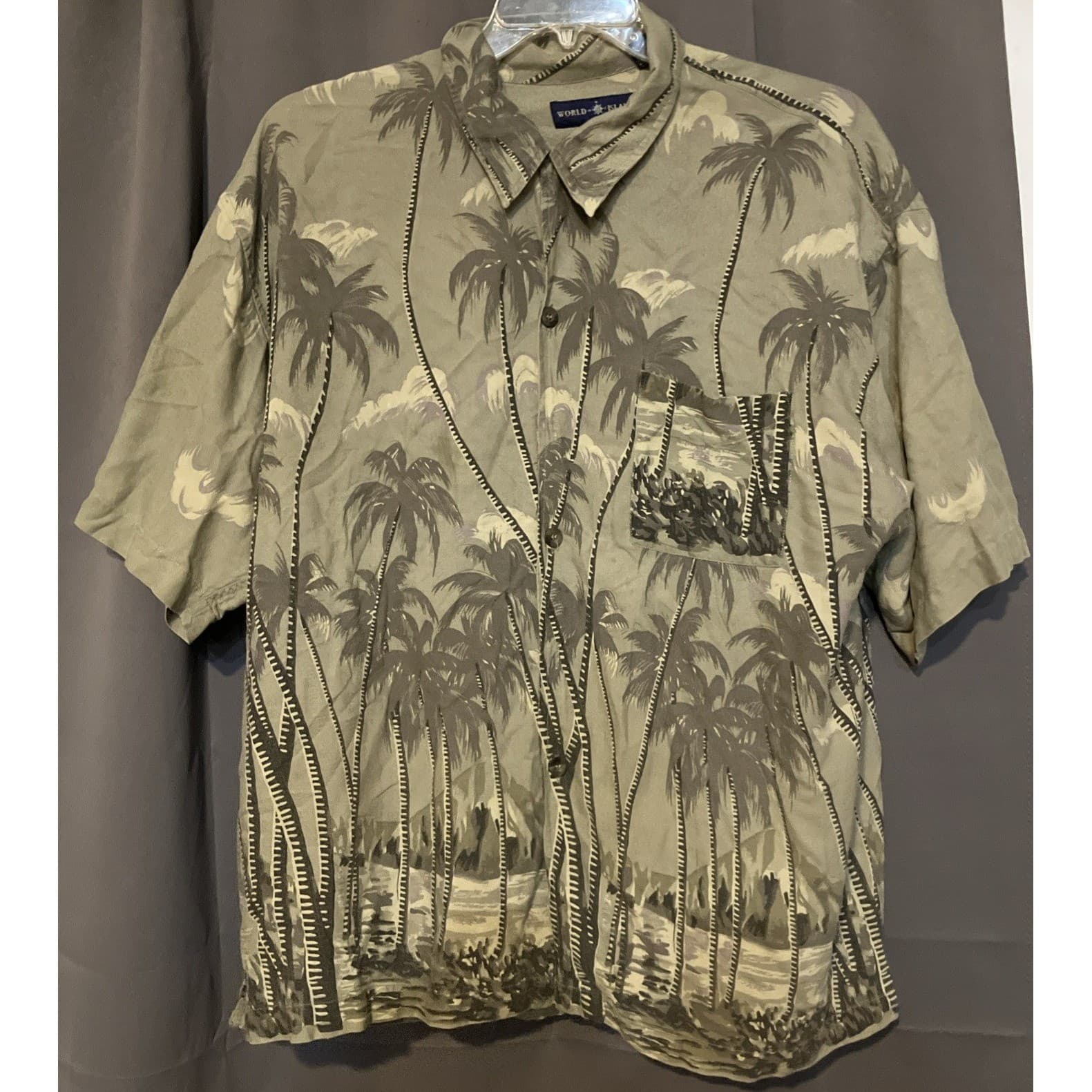 World Island Green Palm Tree Rayon Short Sleeve Button Down Shirt, Men's Large - Thumbnail 3