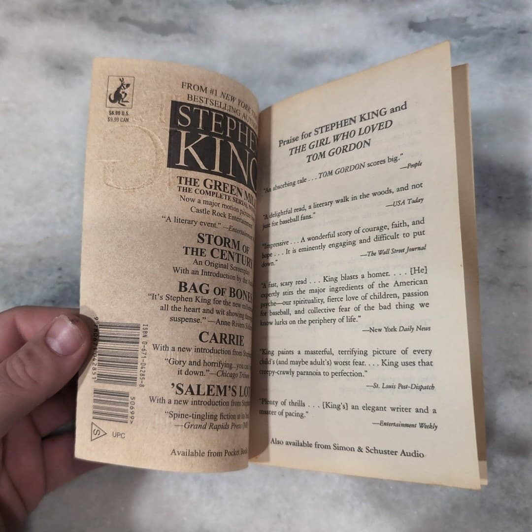 Stephen King Bag of Bones & The Girl Who Loved Tom Gordon Paperback Books - Thumbnail 5