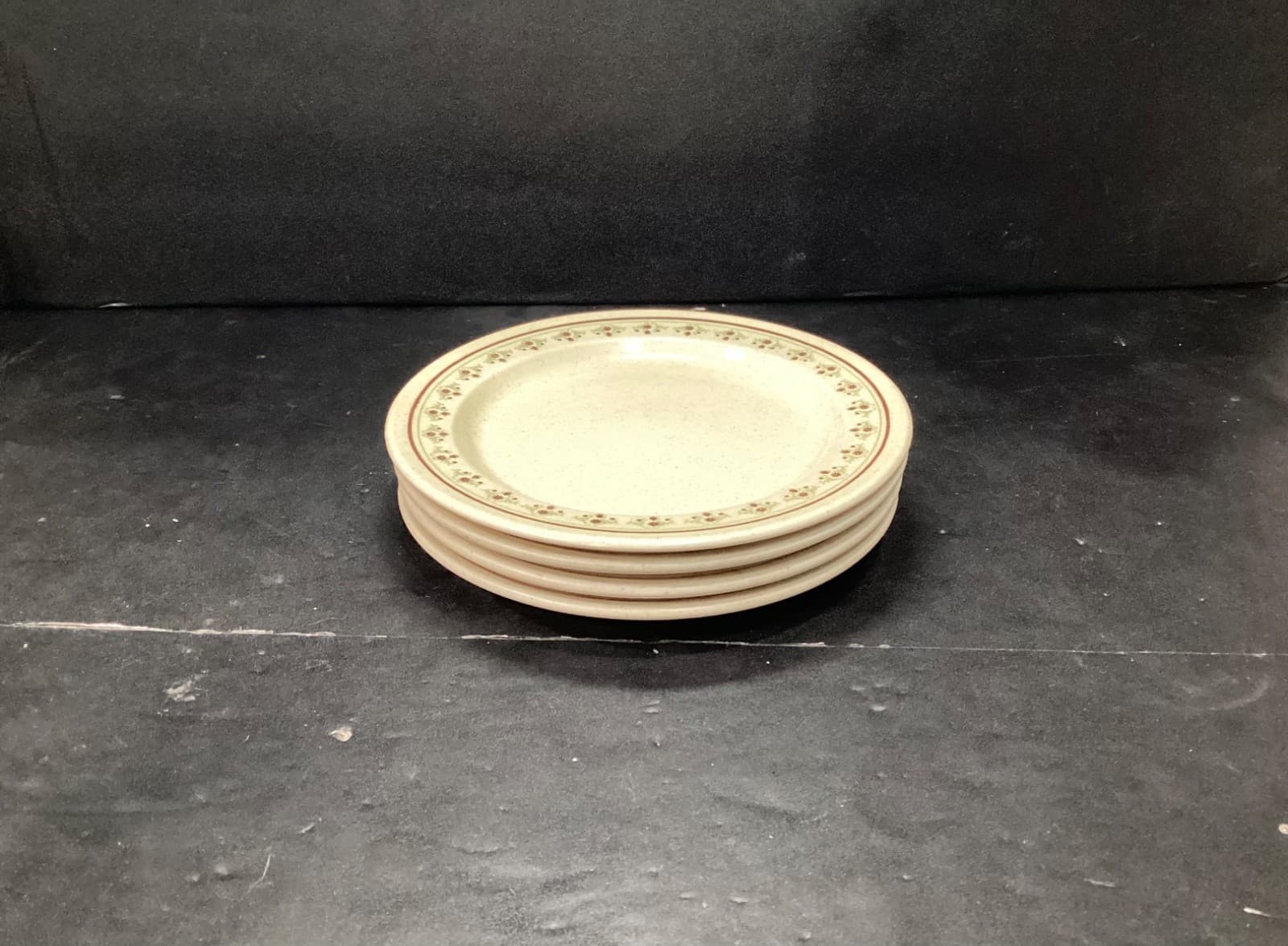 Anchor Hocking Ironstone CHANTILLY Salad Plates USA 7.5” Cottage Core Set Of 4 - Thumbnail 5