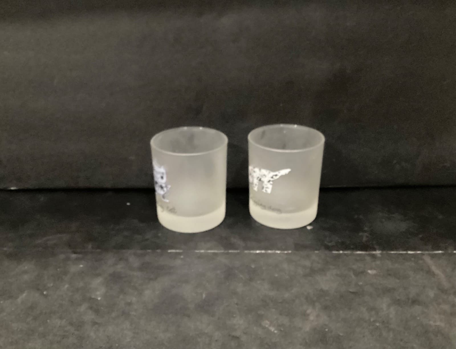 Dartington Designs France Frosted Tumblers Sniffing Dog Laughing Cat Set Of 2 - Thumbnail 7