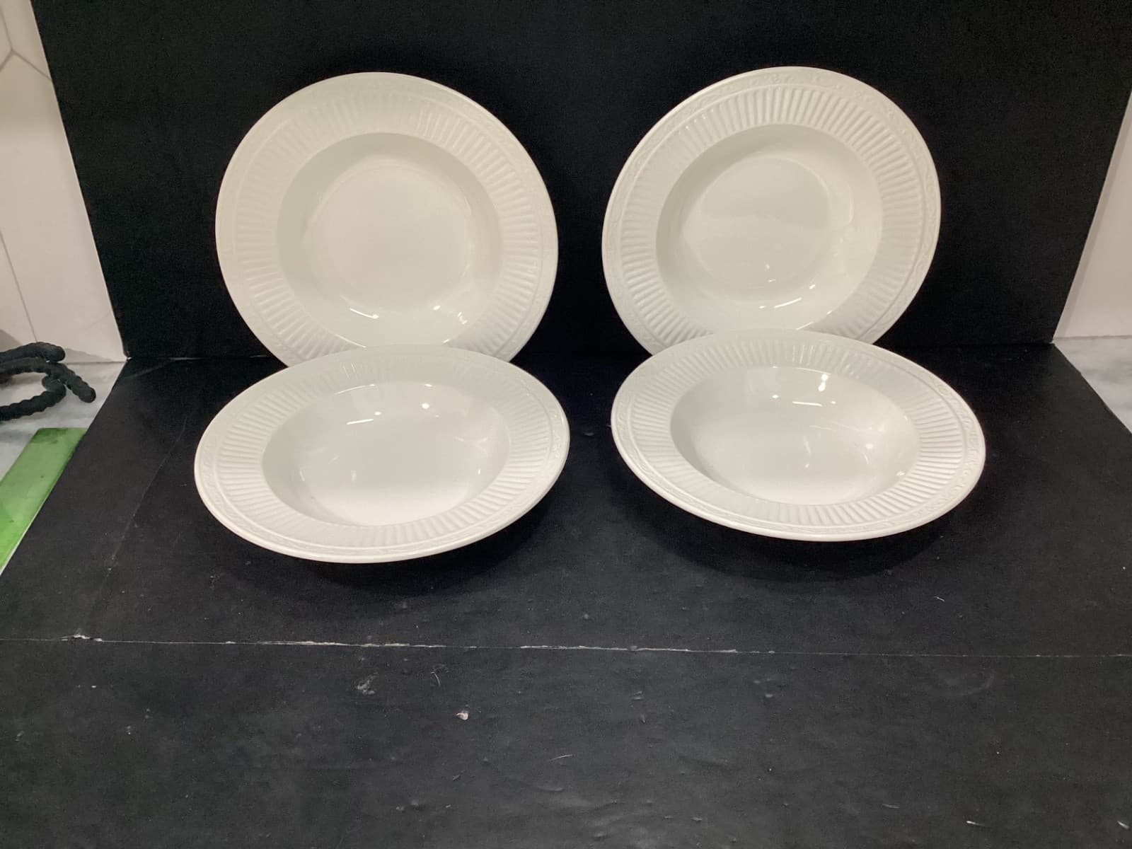 Mikasa Italian Countryside DD900 Large Rim Soup Bowl Malaysia Set Of 4, 9.5”