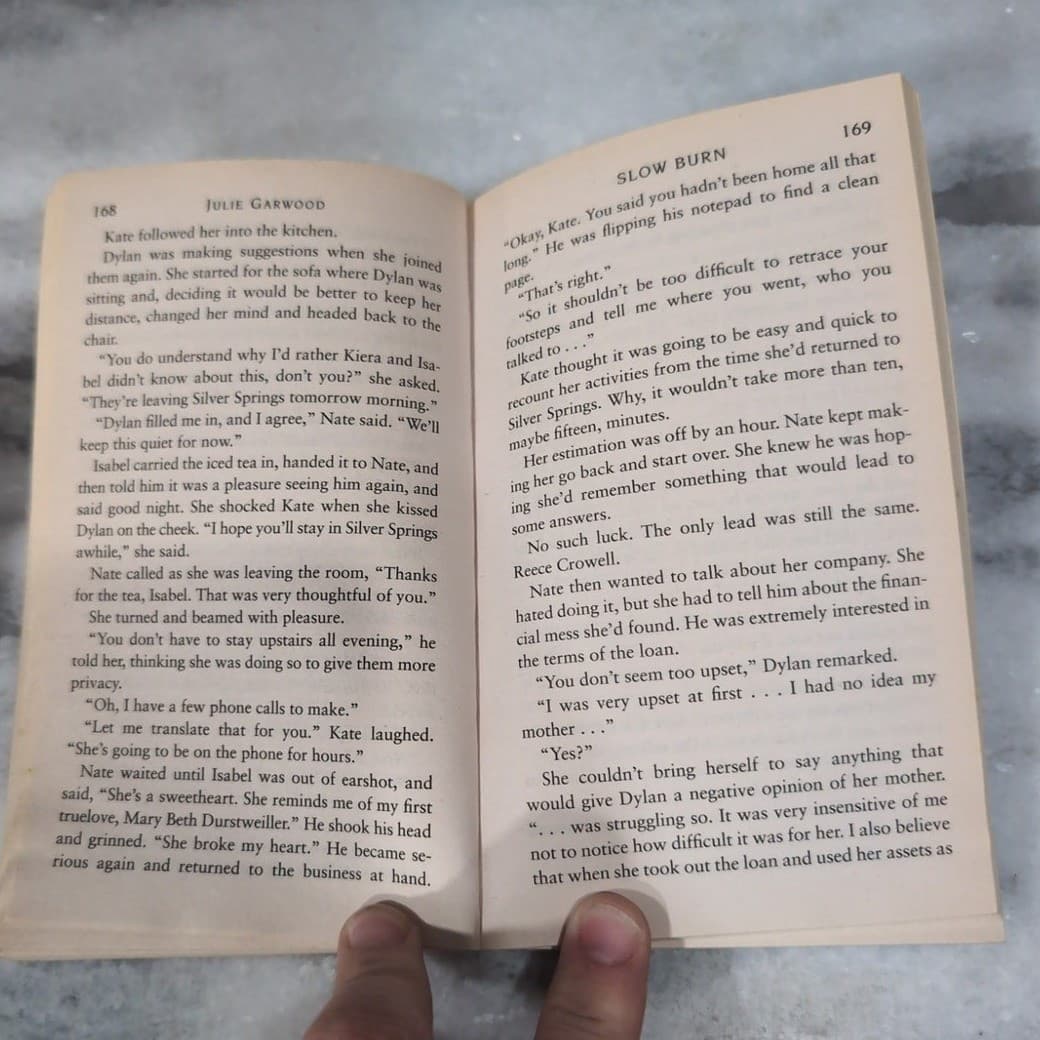 Julie Garwood Slow Burn and Shadow Dance Paperback Books, Romantic & Suspense - Thumbnail 6