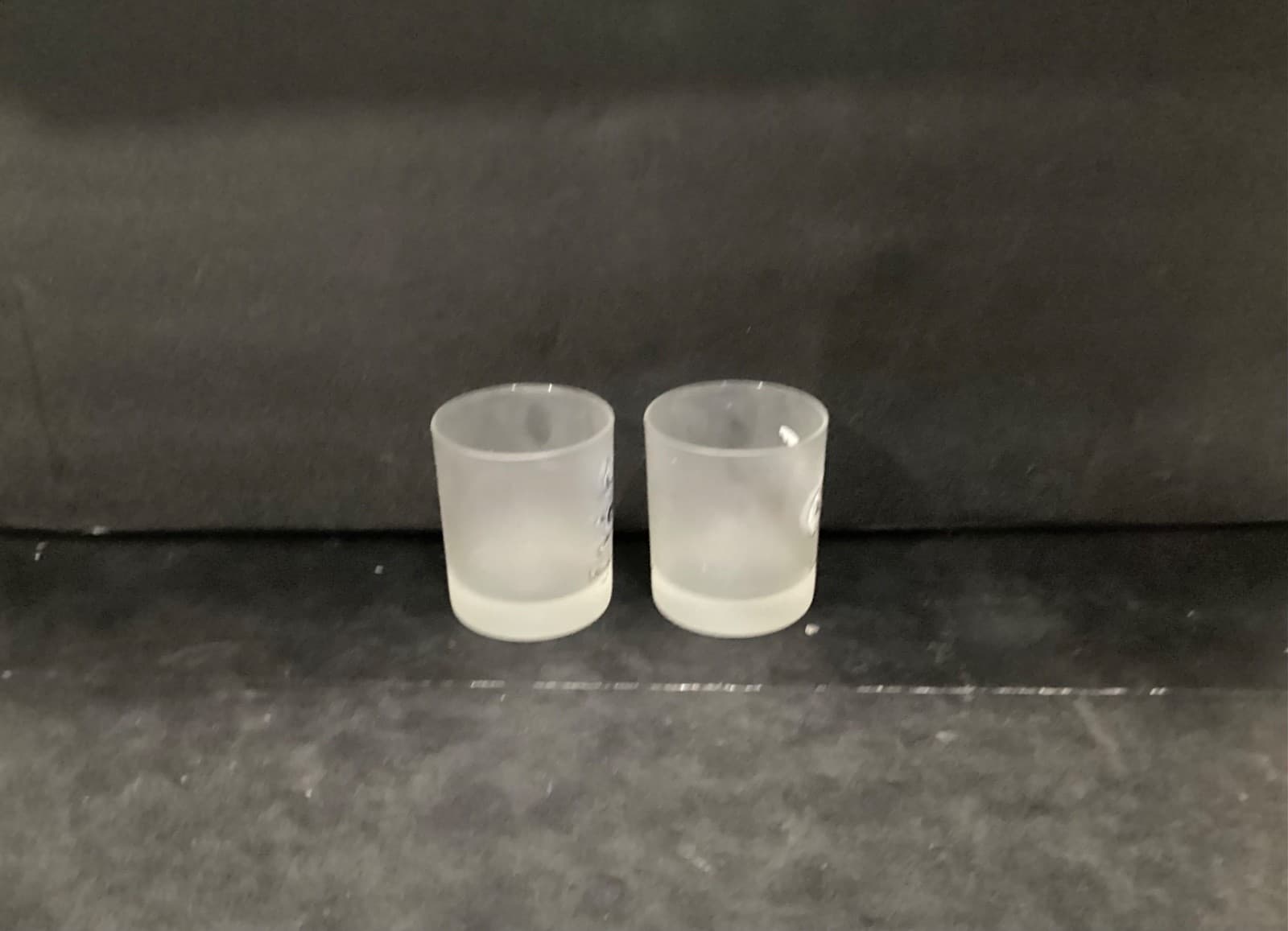 Dartington Designs France Frosted Tumblers Sniffing Dog Laughing Cat Set Of 2 - Thumbnail 9