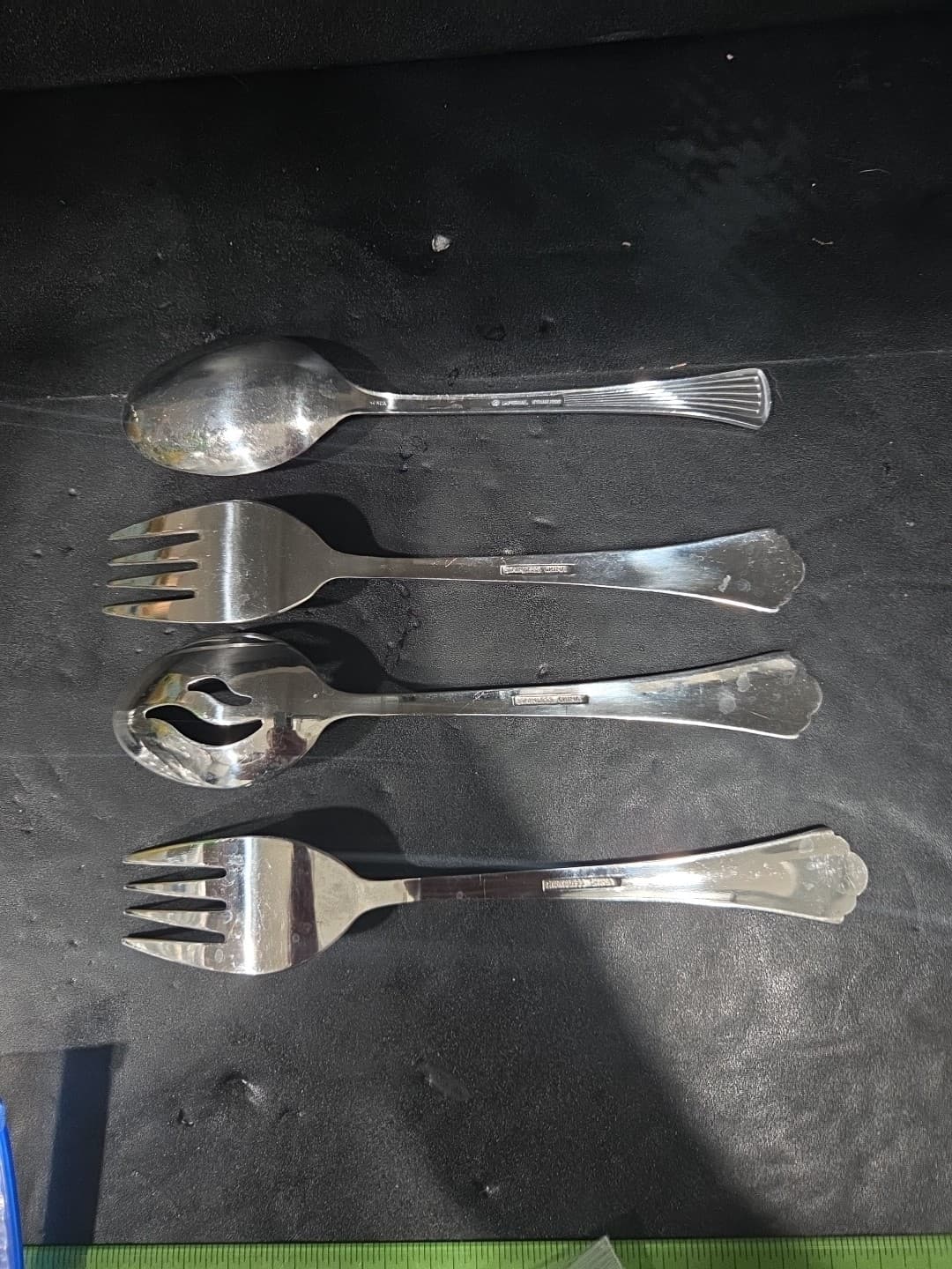 Farberware Heron Silverware Set, 4 Serving Pieces, Stainless Flatware, Cutlery - Thumbnail 3