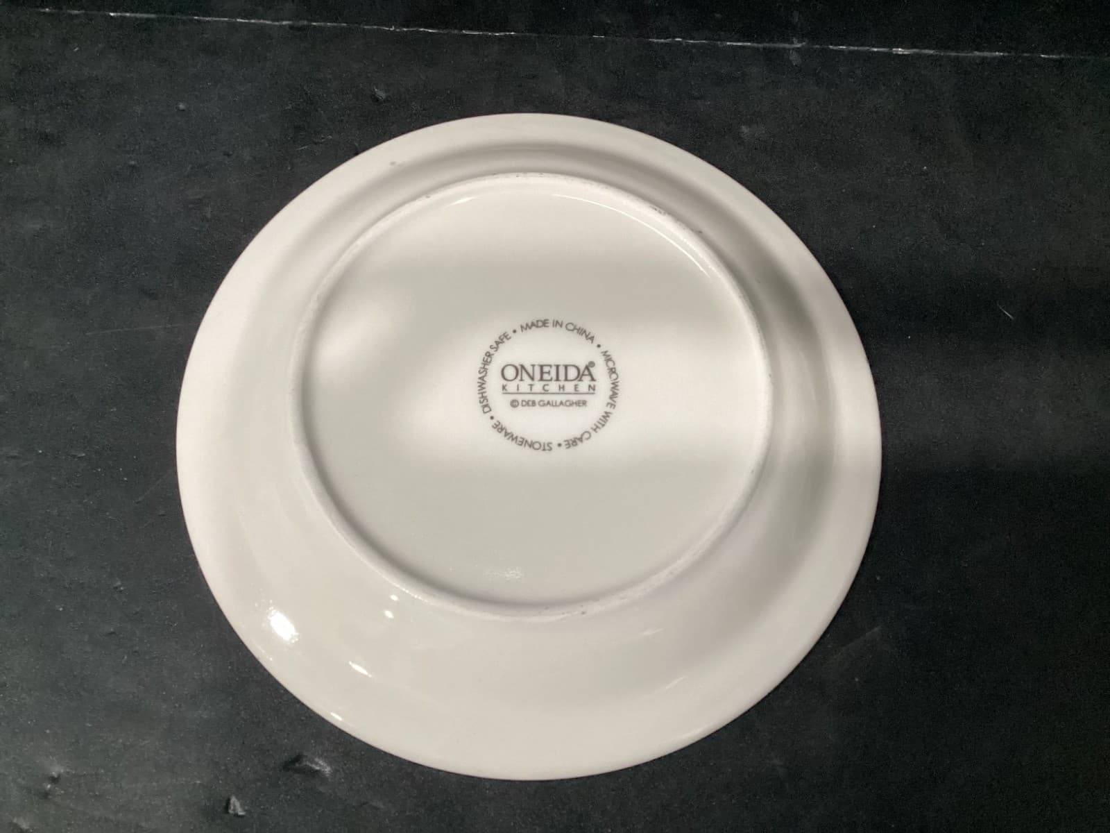 Oneida Holiday Love Peace Joy Set of 4 Salad Plates 7.25” - Thumbnail 4