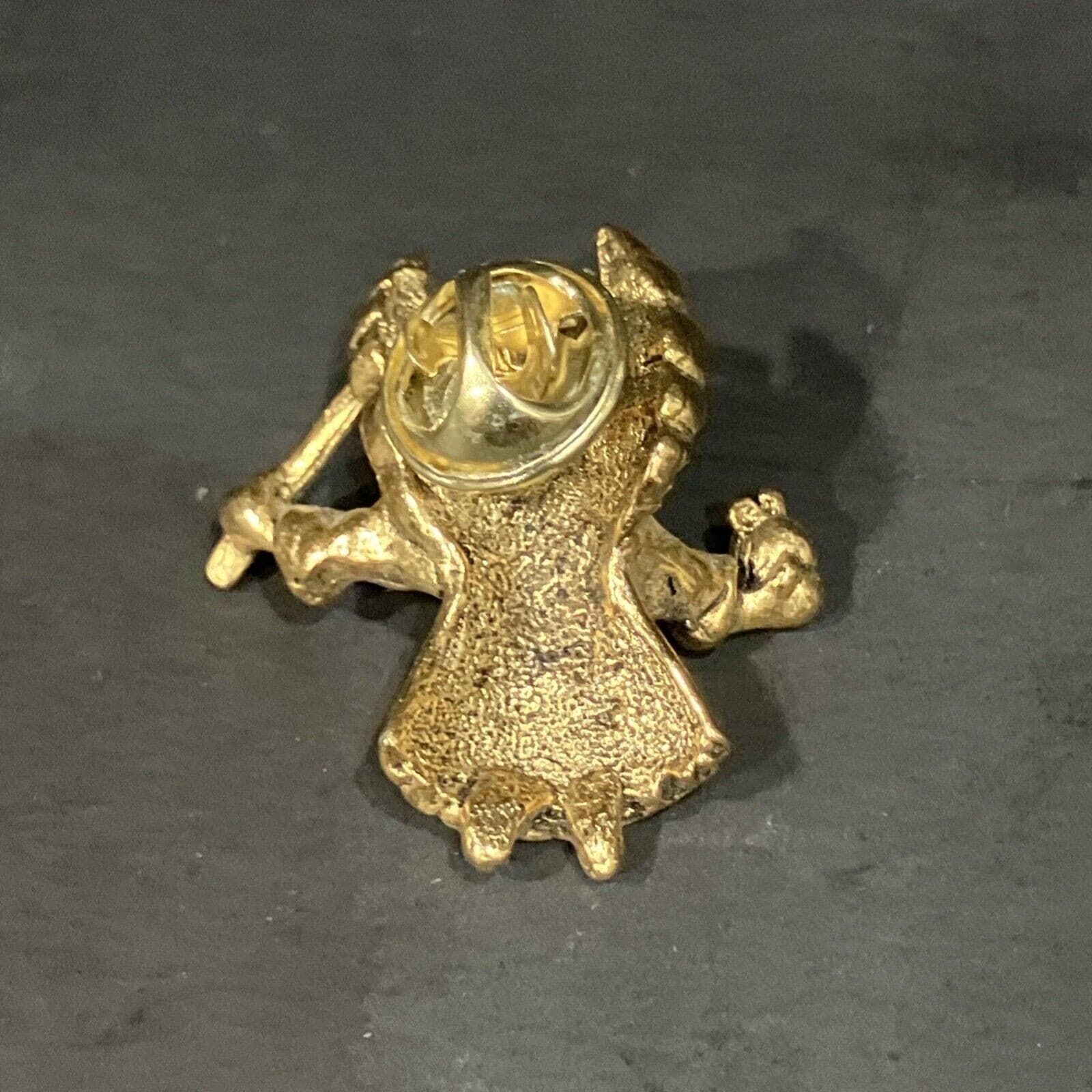 Gold Tone Angel Cherub Lapel Pin Brooch Flute Player 1 Inch Vintage - Thumbnail 2