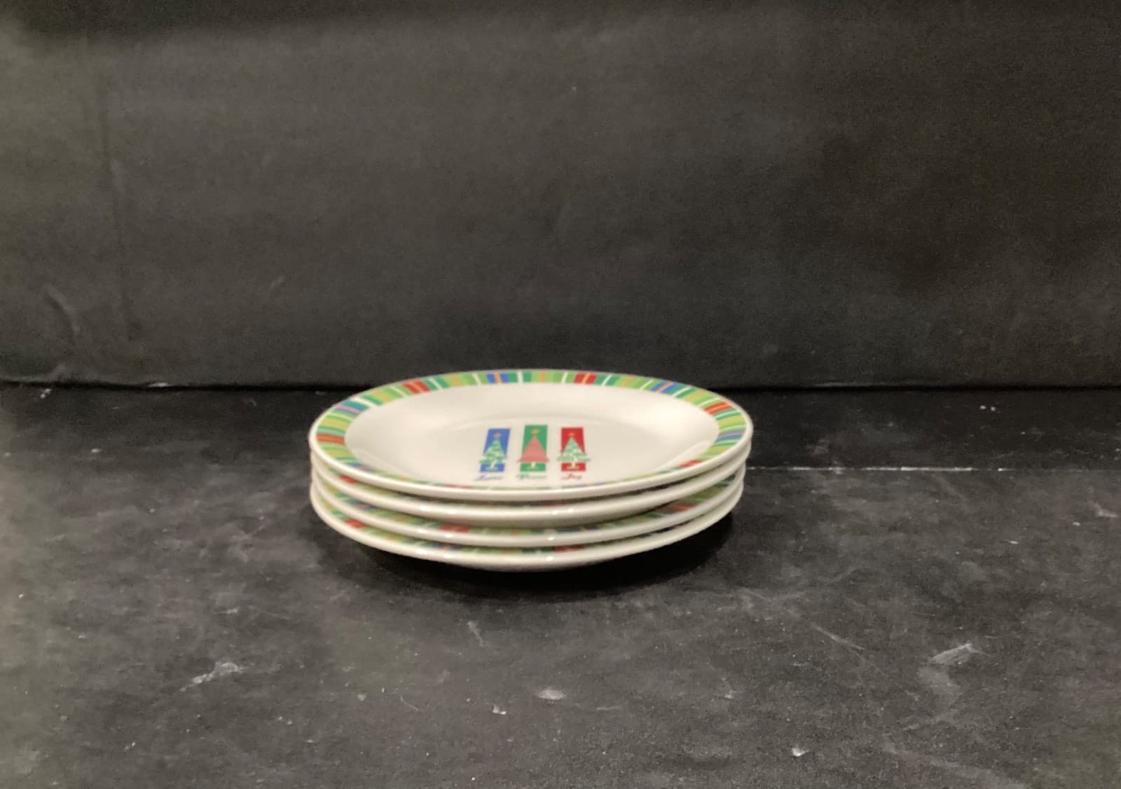Oneida Holiday Love Peace Joy Set of 4 Salad Plates 7.25” - Thumbnail 9