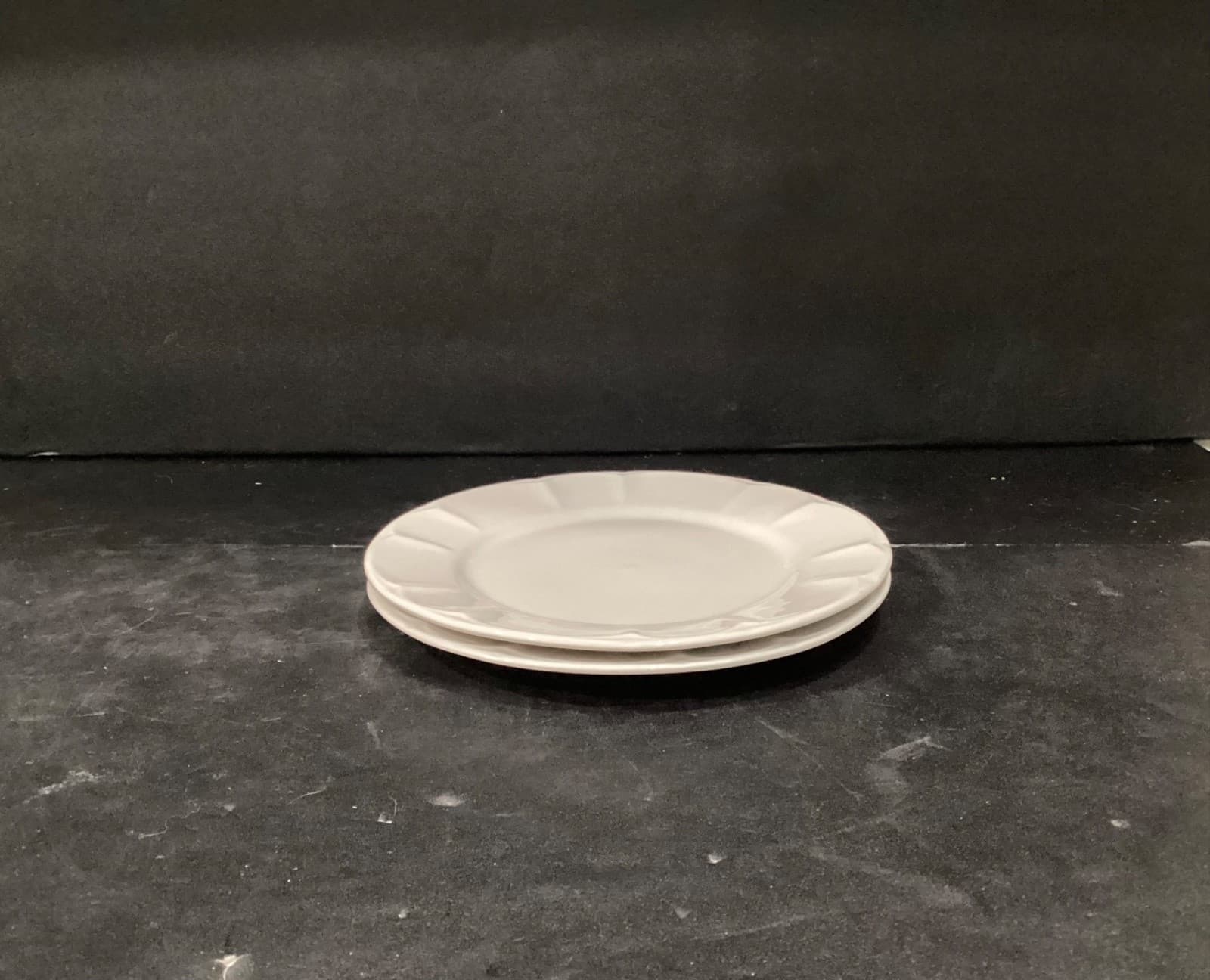 Set of 2 Vintage Henry Ford Museum White Scallop Salad Plates Pfaltzgraff 7.5” - Thumbnail 9