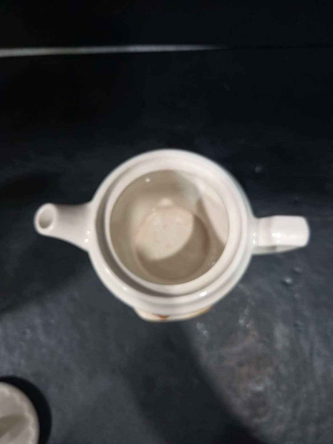 Porcelier Vitreous Teapot, Spinning Wheel Design, Small 2 Cup Ivory Teapot, Vtg - Thumbnail 6