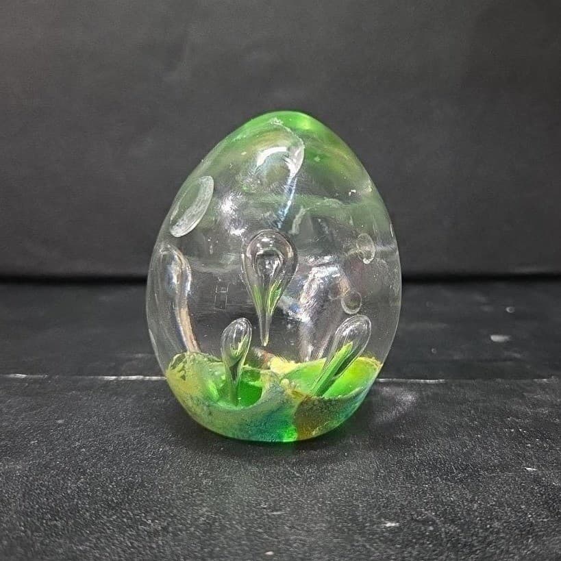 Dancing Green Bubble Paperweight, Vintage Egg Shaped Art Glass, Desk Decor - Thumbnail 2