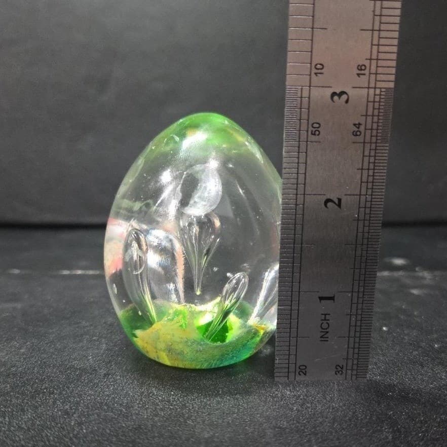 Dancing Green Bubble Paperweight, Vintage Egg Shaped Art Glass, Desk Decor - Thumbnail 8