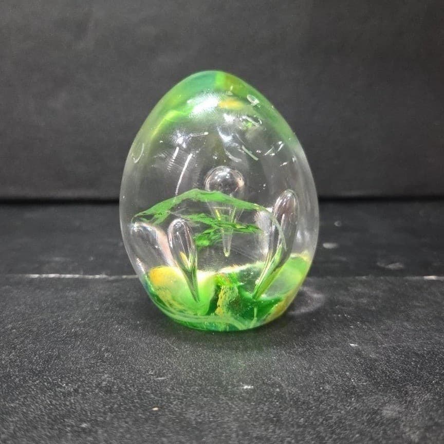 Dancing Green Bubble Paperweight, Vintage Egg Shaped Art Glass, Desk Decor - Thumbnail 4