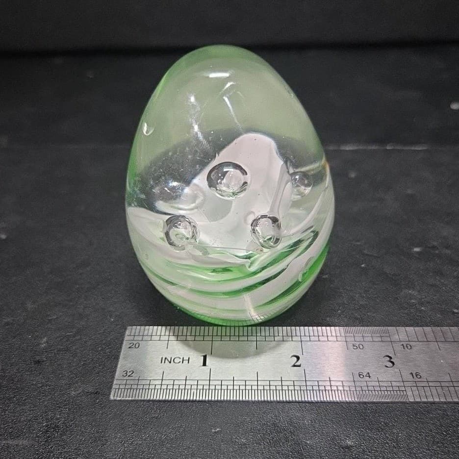 Egg Shaped Green & White Swirls Paperweight, Controlled Bubbles, Glass Sculpture - Thumbnail 9