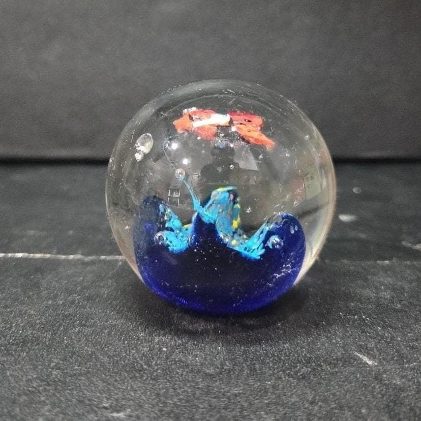 Lampwork Swirl Colorful Paperweight, Floral Butterfly Design, Vintage Sculpture - Thumbnail 5