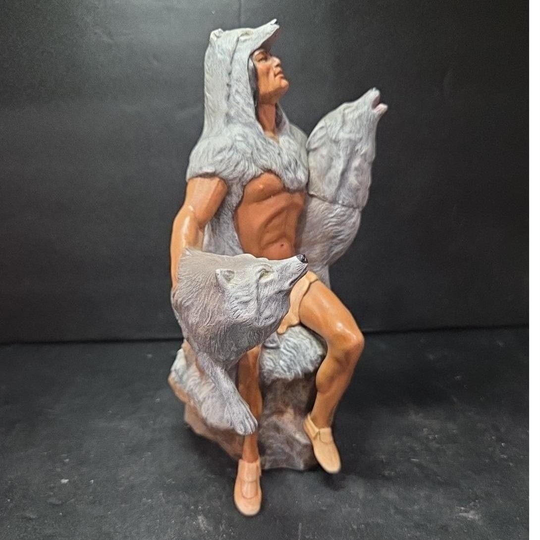 Provincial Mold Native American Figure With Wolves Statue, Hand-Painted Ceramic - Thumbnail 7