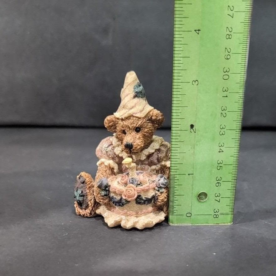 Enesco Boyds Bears "Bailey's Birthday" 1993, Collectible Figurine with Candle - Thumbnail 2