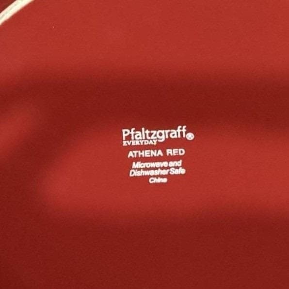 Pfaltzgraff Athena Red Dinner Plates, Set of 3, Vintage Dinnerware, Tableware - Thumbnail 4